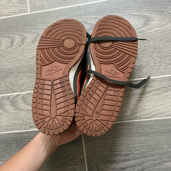 Nike Low Dunks SE GS Toasty - Sequoia 7/8.5 - Picture 4 of 6